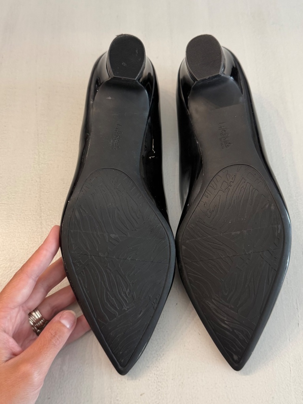 LifeStride Soft System Women’s Minx Black Patent Pointed Toe Heels Sz 10 GUC - Picture 11 of 11